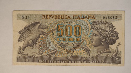 1966 italy 500 - italy, bank