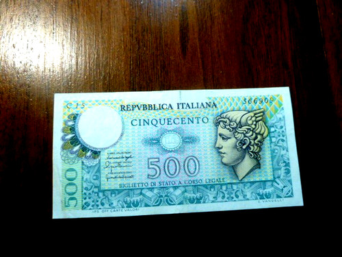 Italy 1974 500 - lire,